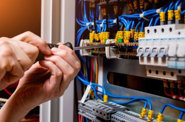 Kabeldragning och omdragning Kabeldragning och omdragning